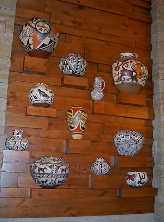 11 "half pots" for ledges above a fireplace. Historic and pre-historic Native American Indian pottery re-creations.
Mixed media : Installations and Commissions : Fossil and organic mixed media sculpture by Lee Brotherton